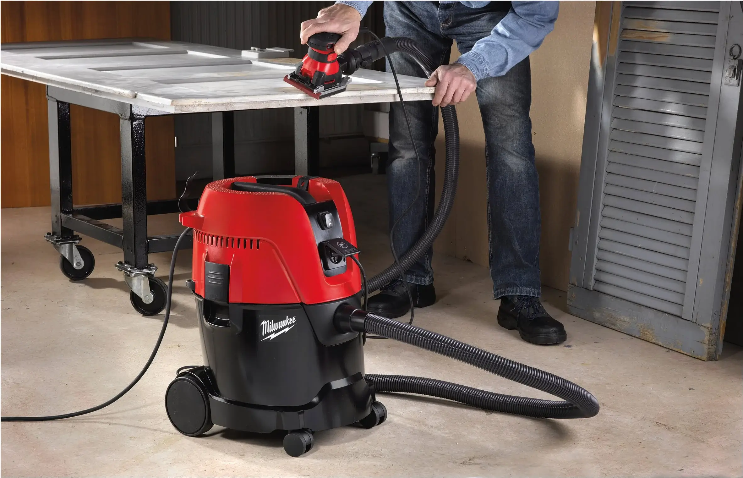 odkurzacz warsztatowy Milwaukee 25L 1000W klasa L